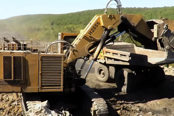 Komatsu-Demag H285S: Forgotten Giant of Hydraulic Mining