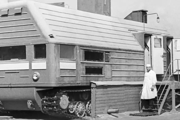 Soviet TES-3: Nuclear Reactor on Tracks