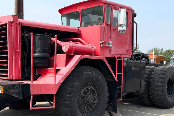 1962 Kenworth Dart V12 Still Hauls 350 Tons