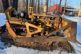 Resurrecting Classic 1952 Cat D4 Dozer